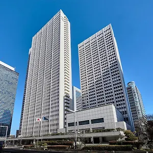 Keio Plaza מלון